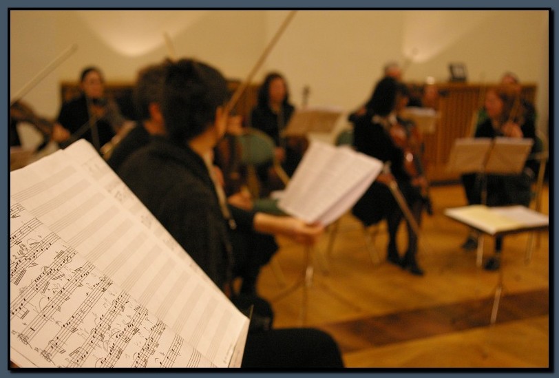 cimi2008-24-cimi-2009-10-25.jpg (83,7 KB)