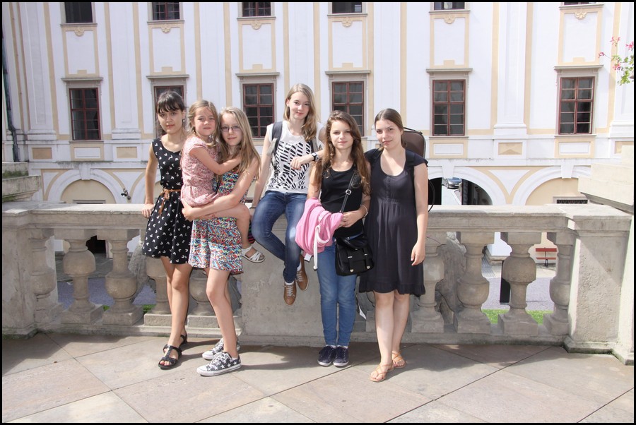 200-IMG_2256.JPG (147 KB)