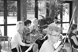 051-101-IMG_3704.JPG(164 KB)