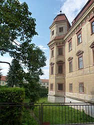 099-P1030760.JPG(175 KB)