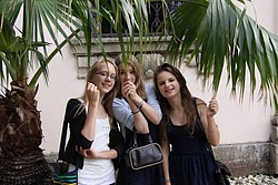 151-IMG_2198.JPG(162 KB)