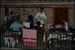 IMG_8283.jpg(115 KB)