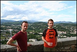 IMG_8440.jpg(116 KB)