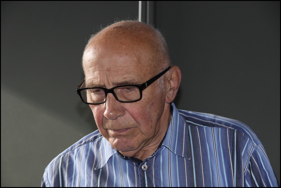 030_IMG_1728.JPG (92.1 KB)